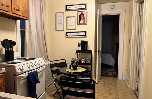 Utica Apartment | Cozy 1-bedroom apartment with AC and WiFi in pleasant Utica