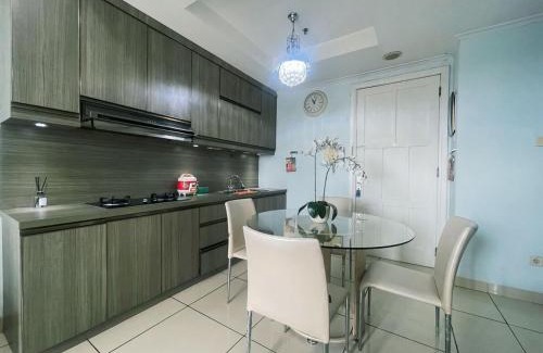 Menteng Apartment | cozy 1At cikditiro 2BR apartement