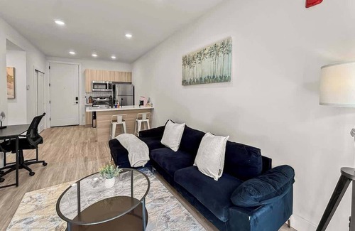 Olde Richmond Apartment | Cozy 1BD Apt | Fishtown | Gym & Pool
