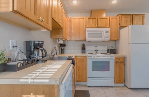 Forest Grove House | Cozy 1BR Near Downtown FG & Pacific University