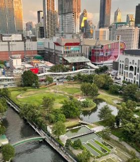 Uruphong Apartment | Cozy 1br walk to BTS and Airport Rail Link Close to Malls M11