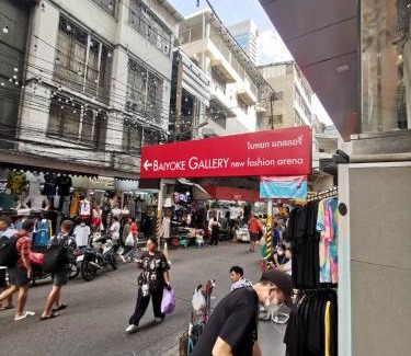 Uruphong Apartment | Cozy 1br walk to BTS and Airport Rail Link Close to Malls M11