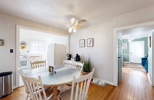 North Beach Apartment | Cozy 1st Level Beach House - Walk Everywhere