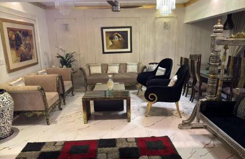 D.H.A. Apartment | Cozy 2 Bed Room House With garden