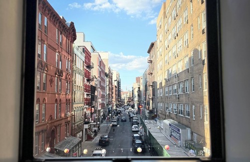 Chinatown Apartment | Cozy 2-bedroom apartment in Chinatown