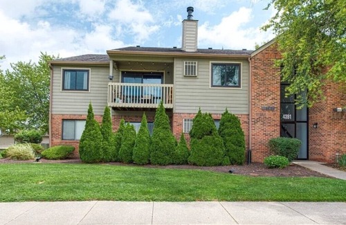 Pike Condo | Cozy 2-bedroom,Close to Indy 500, International Airport, Bolt yard,Colt Stadium