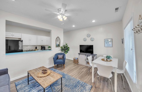 Ludlow House | Cozy 2 Bedroom Getaway
