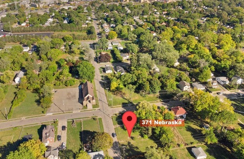 Pontiac House | Cozy 2 Bedroom Home