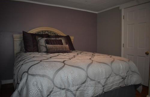 Adrian House | Cozy 2 Bedroom House