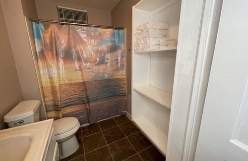 Port Allen Apartment | Cozy 2 Bedroom lower apartment home
