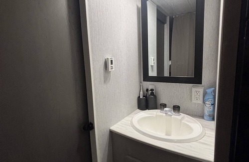 Islote House | Cozy 2-bedroom RV in amazing Islote with AC
