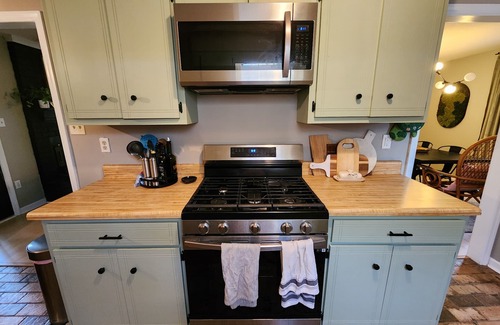 Gracewood House | Cozy 2 Bedroom Within 15 Minutes of The Masters