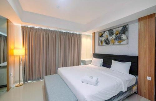 Mampang Prapatan Apartment | Cozy 2BR Apartment Nine Residence with City View By Travelio