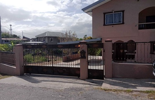 Claxton Bay House | Cozy 3 Bedroom 2 Bathroom