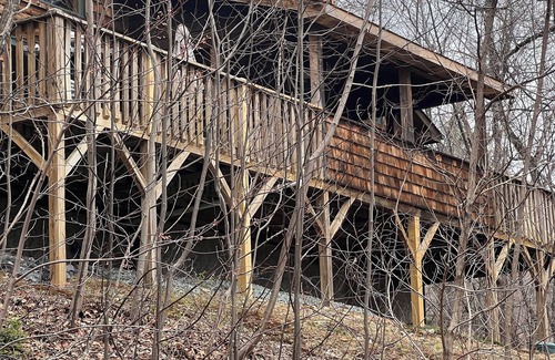 Apple Ridge Cabin | Cozy 3-bedroom cabin with AC, WiFi near Blowing Rock