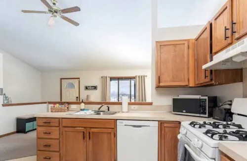 Byron Center House | Cozy 3 Bedroom Home With Attached 1 Stall Garage!