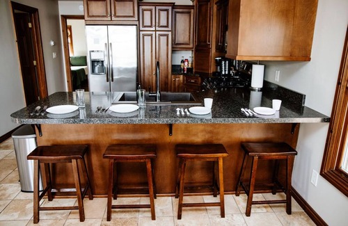 Wilmington House | Cozy 3-bedroom home on the waterfront, dog friendly!