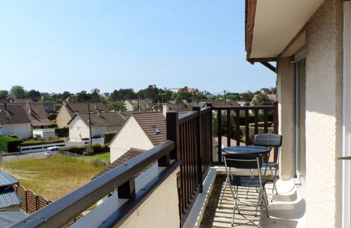 Cabourg Apartment | Cozy 3-Room Apartment Near Beach with Balconies and Parking in Cabourg