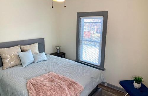 Downtown Niagara Falls House | Cozy 3BR 1BA Short drive to Niagara Falls