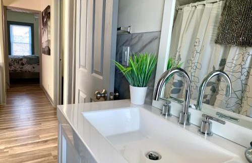 Downtown Niagara Falls House | Cozy 3BR 1BA Short drive to Niagara Falls