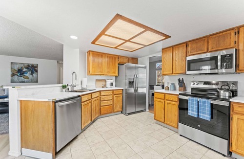Northwest Reno House | Cozy 3BR Family Home With Patio BBQ Grill Close to Casinos and Shops