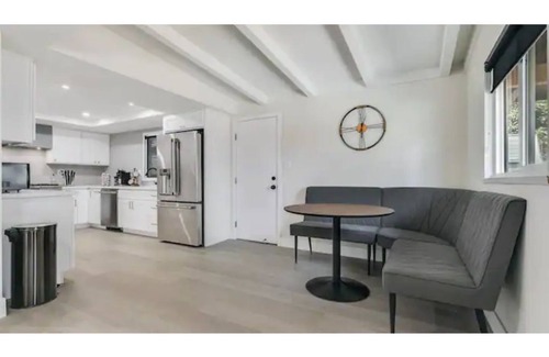 North Tustin Villa | Cozy 4 BD house 12 mins to Disney snd Beach sleeps 10 heated pool