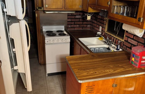 Bagley Cabin | Cozy 4-bedroom cabin with AC, WiFi in River of Lakes!