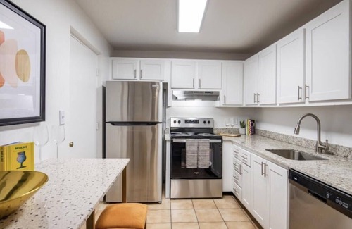 Plantation Apartment | Cozy 420 Friendly Broward Apartment