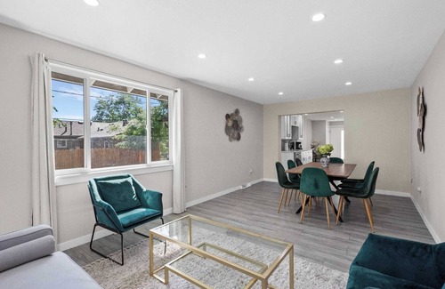 Arvada Plaza Area House | Cozy 4B｜Single Story｜Backyard for Pets｜Flex-Lease｜Garage & Street Parking #42222