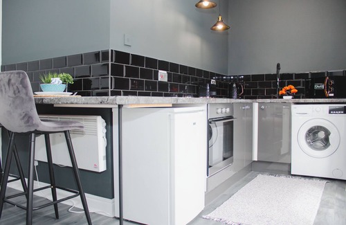 Everton Apartment | Cozy and Comfy 1Bedroom Flat -Cv5