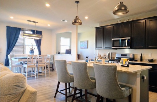 Noblesville House | Cozy and Spacious home near Ruoff, Grand Park, Conner Prairie & Clay Terrace