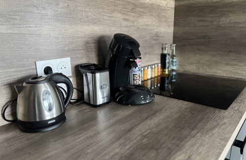 Le Perreux-sur-Marne Apartment | Cozy Apartment, 15 minutes to Paris center, 25 minutes to Disneyland.
