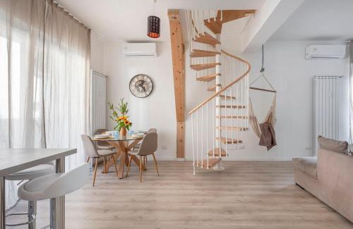 Acquabella Apartment | Cozy apartment 1 Min from new MM4 Argonne