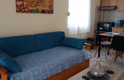 Mytikas Apartment | Cozy apartment, 200 m from the beach!
