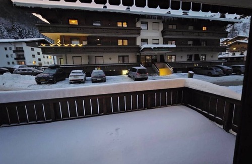 Wiesern Apartment | Cozy apartment for four on the Zwölferkogel - Haus Thalgau E14