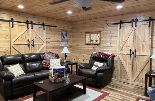 Mid America Apartment | Cozy apartment in Country setting. Close to Lake Hamilton and Hot Springs.