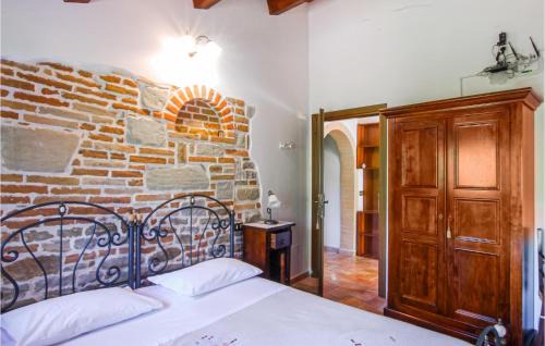 Monte Rinaldo Apartment | Cozy Apartment In Monte Rinaldo