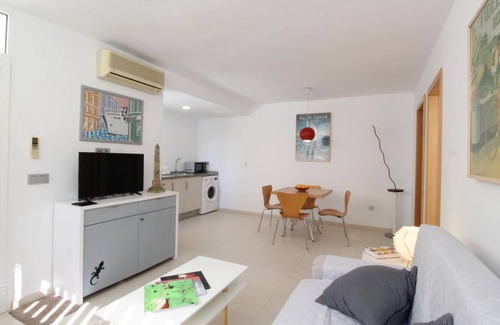 Pedregalejo Apartment | Cozy Apartment in Pedregalejo: 300m to Beach, Private Patio, Near Restaurants & Transport