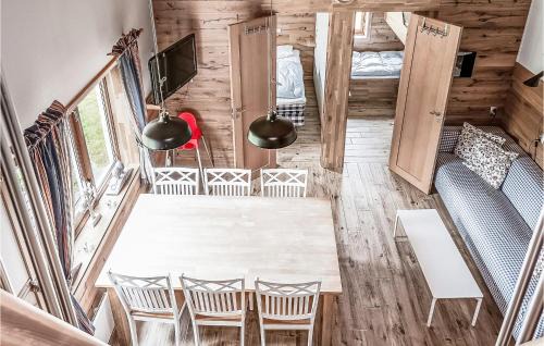 Syssleback Apartment | Cozy Apartment In Sysslebäck With Wifi