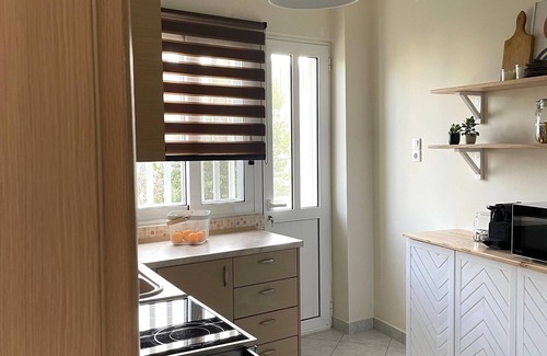 Kiato Apartment | Cozy apartment in the center of Kiato