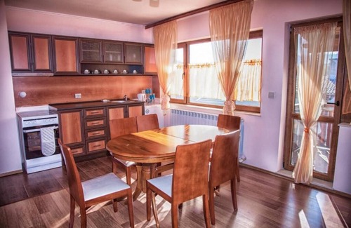 Razlog Apartment | Cozy apartment in the mountains. 6km from the ski slopes