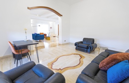 Camposano Apartment | Cozy apartment max 9 guests, with parking, pets allowed