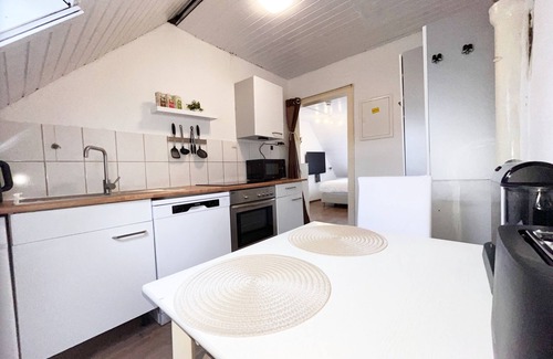 Oberhausen Apartment | Cozy apartment near Centro & Turbinenhalle