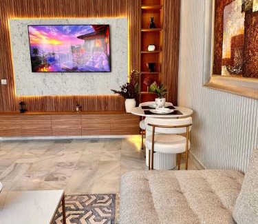 La Corniche Apartment | Cozy apartment near the sea
