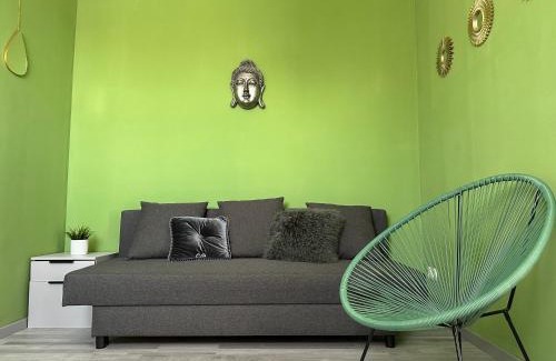 Parndorf Apartment | Cozy Apartment next Outlet Center & Airport with Pool & Garden