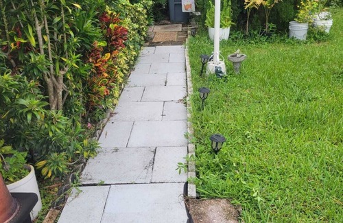 Greenacres Apartment | Cozy apartment in charming West Palm Beach with AC, WiFi