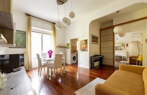 Calvairate Apartment | Cozy APT with balcony - Calvairate neighborhood