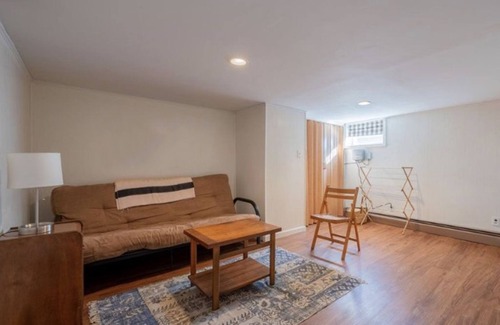 Asbury Park Apartment | Cozy asbury apartment with in unit washer dryer and shared back yard