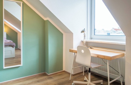 Gohlis Apartment | Cozy attic apartment - central location & Netflix & parking space
