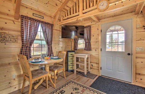 Augusta House | Cozy Augusta Cabin with Grill - Walk to Main St